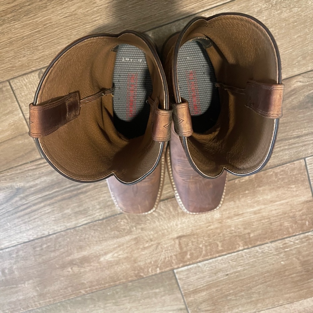 Ariat Men's Tan Leather Cowboy Boots - Picture 4 of 6
